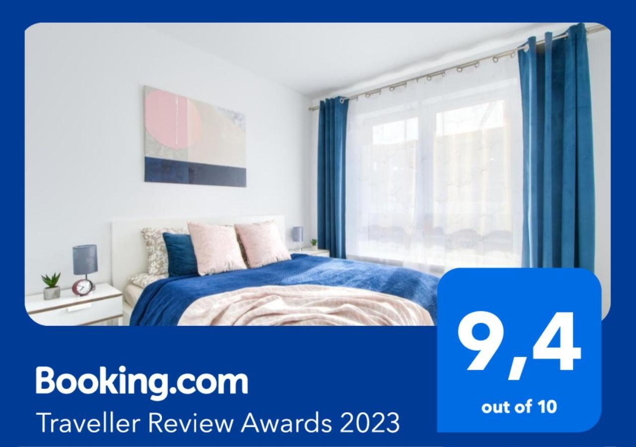 M&R Apartament Airport&Business Deluxe Cybernetyki 17 - Underground Garage - Free Wifi - Netflix - Air Conditioning - Self Check-In, Close By Chopin Airport Warsaw Ngoại thất bức ảnh
