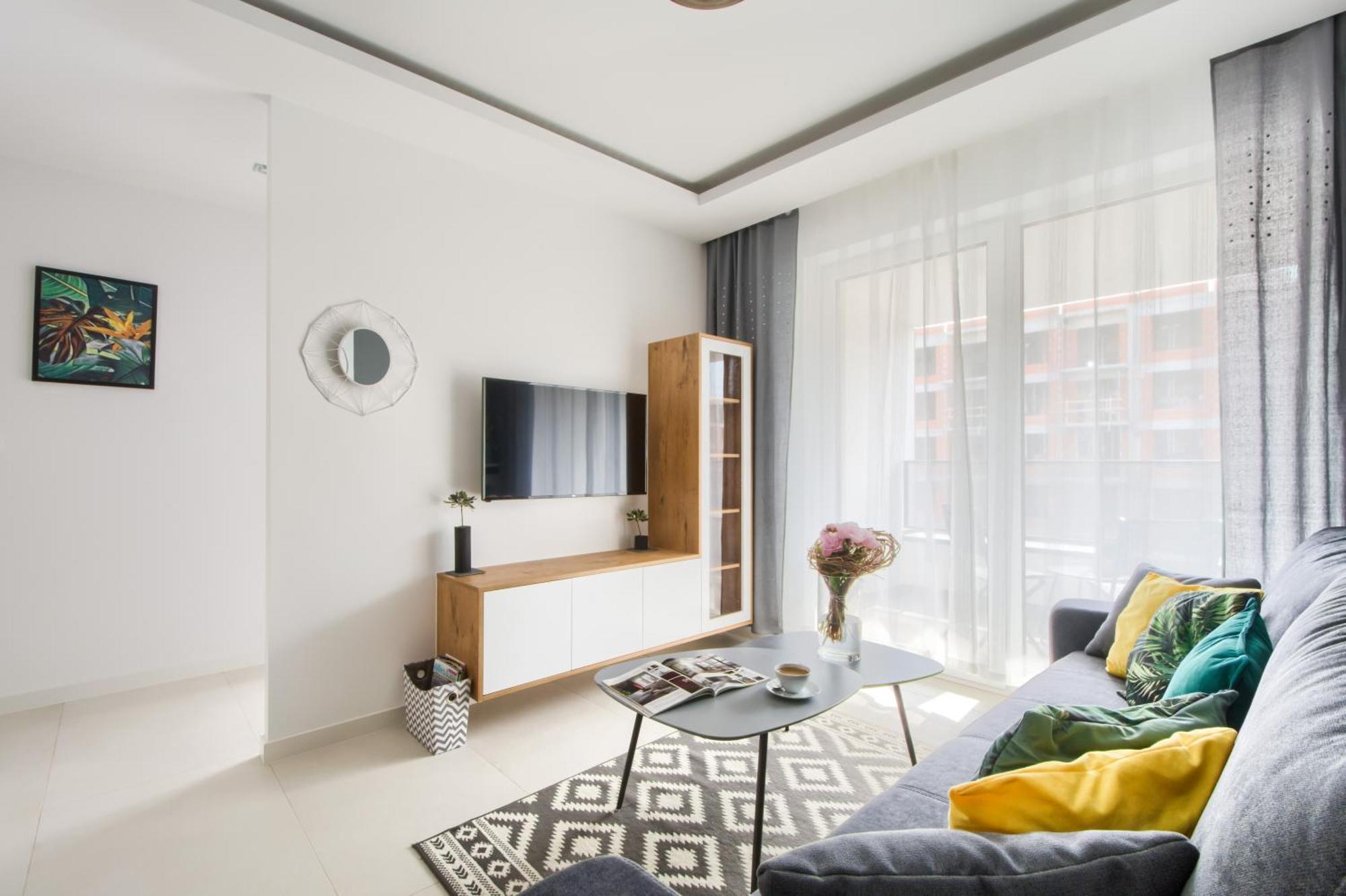 M&R Apartament Airport&Business Deluxe Cybernetyki 17 - Underground Garage - Free Wifi - Netflix - Air Conditioning - Self Check-In, Close By Chopin Airport Warsaw Ngoại thất bức ảnh